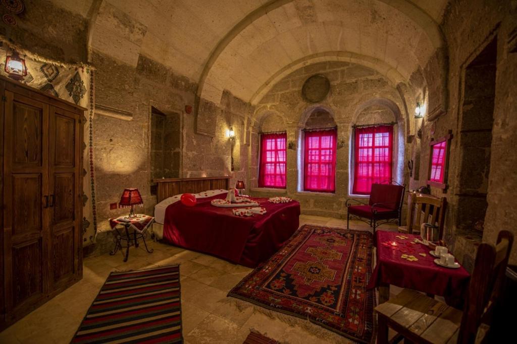 Cappadocia Antique Gelveri Cave Hotel Guzelyurt Exteriör bild