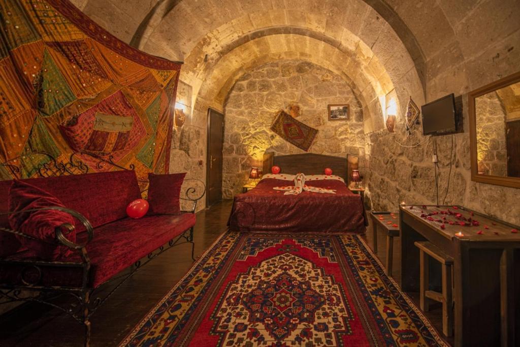 Cappadocia Antique Gelveri Cave Hotel Guzelyurt Exteriör bild