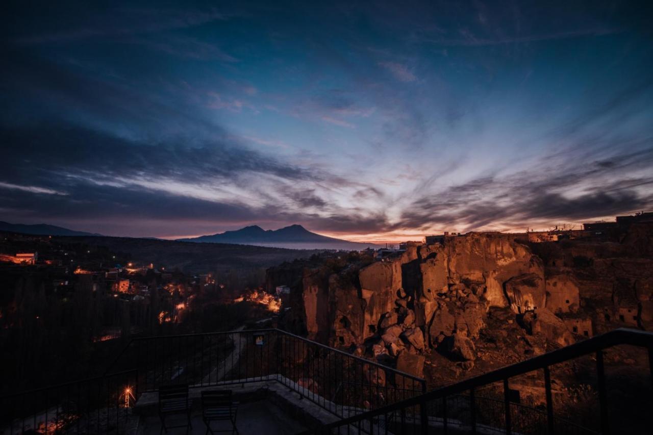 Kapadokya Ihlara Konaklari Antik Gelveri Konagi Guzelyurt Exteriör bild
