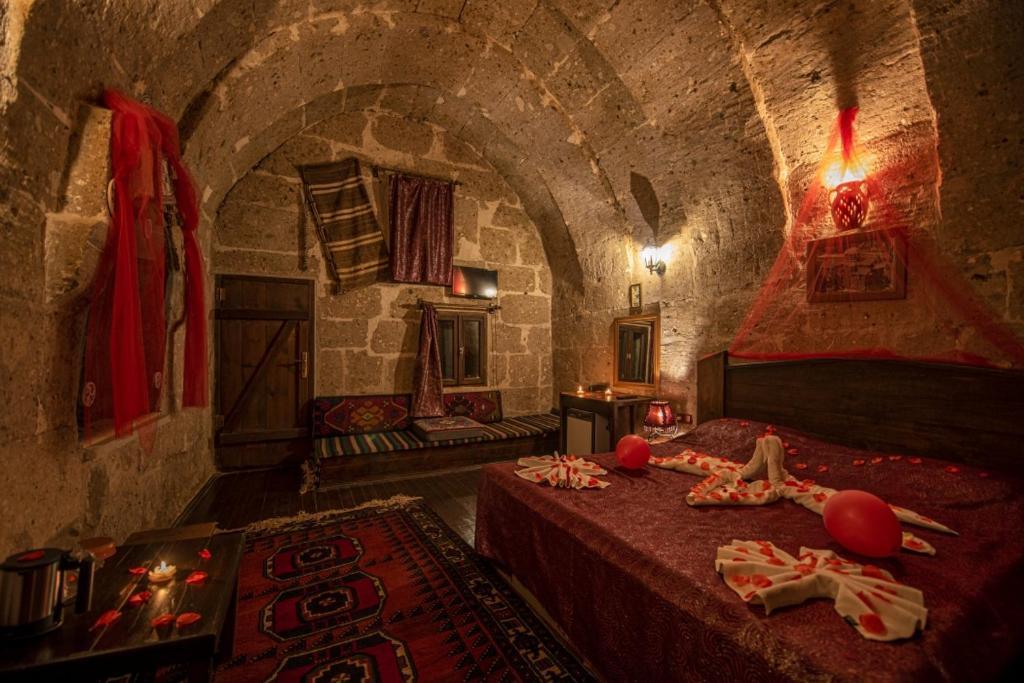 Cappadocia Antique Gelveri Cave Hotel Guzelyurt Exteriör bild