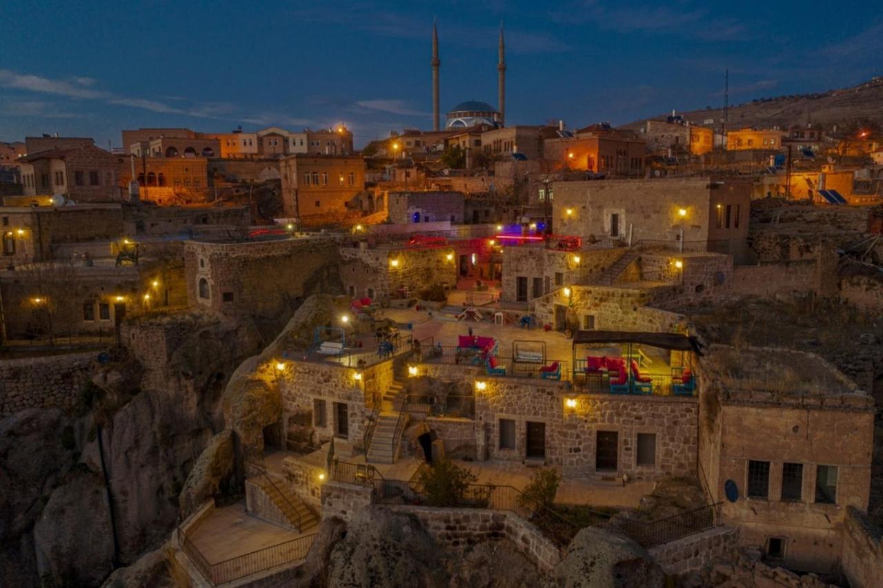 Kapadokya Ihlara Konaklari Antik Gelveri Konagi Guzelyurt Exteriör bild