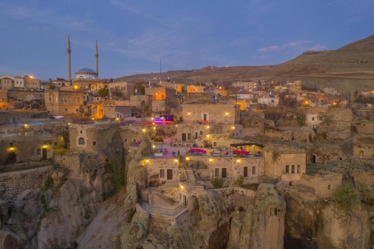 Kapadokya Ihlara Konaklari Antik Gelveri Konagi Guzelyurt Exteriör bild